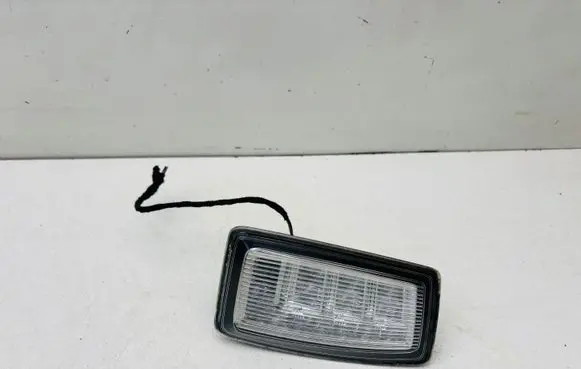 Audi A1 Boot/trunk interior light 8X0945096