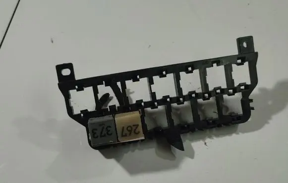 Audi A6 S6 C5 4B Fuse box set 8D0937503E