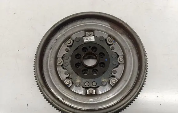 Volkswagen Golf VII Flywheel 06K105266AC