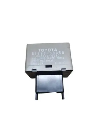 Toyota RAV 4 (XA10) Other relay 8198050030 0665004650