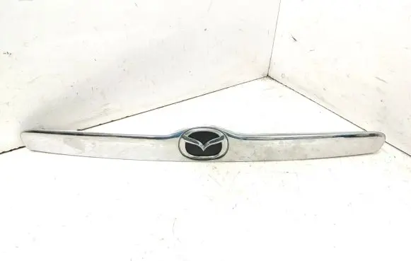 Mazda Tribute Trunk door license plate light bar 3T2478425A22BAW