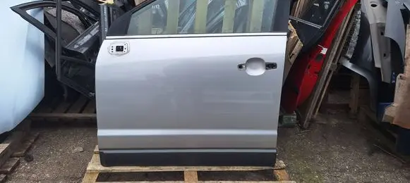 Opel Antara Front door 