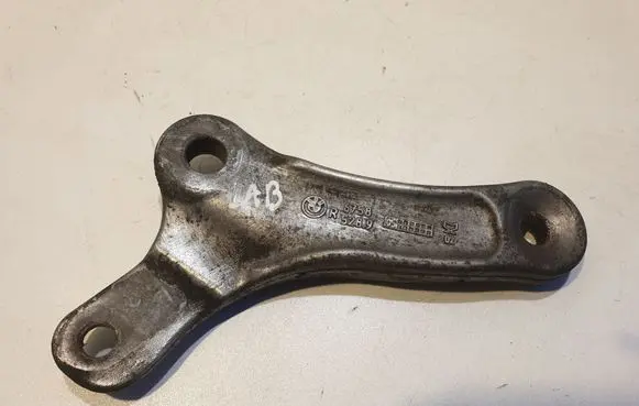BMW 5 E60 E61 Sway bar bush bracket, front 67585289