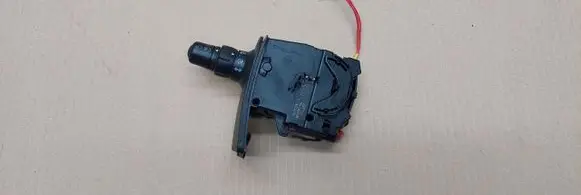 Renault Clio III Indicator stalk 7701057090A