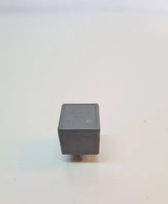 Volvo C70 Other relay 9494424