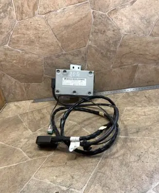 Mercedes-Benz C W204 GPS navigation control unit/module A2049015902