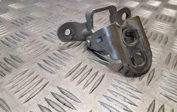 Jeep Patriot Rear door upper hinge 256ABR