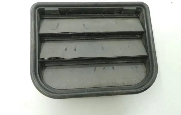 Jaguar XF Quarter panel pressure vent 