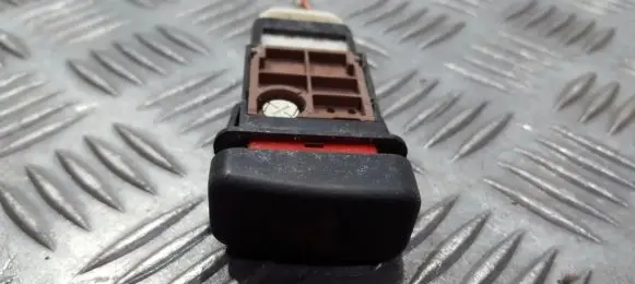 Mazda 626 Hazard light switch 153132