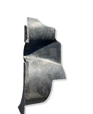 Volvo V70 Front underbody cover/under tray 8667031