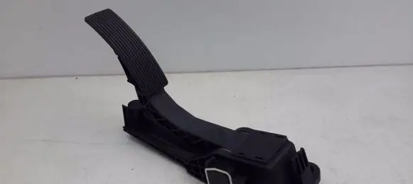 Mercedes-Benz GL X164 Accelerator throttle pedal A1643000504