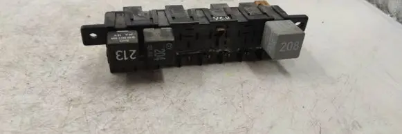 Audi A4 S4 B5 8D Fuse box set 4a0941822