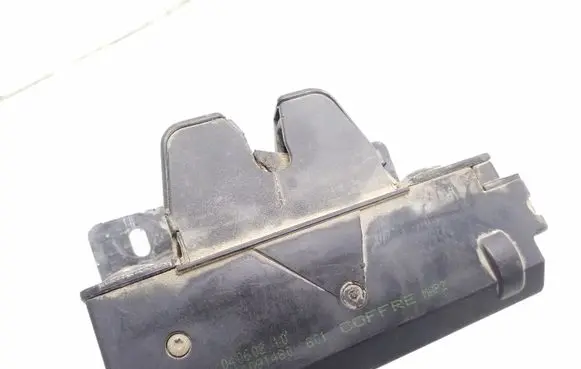Peugeot 206 Tailgate window lock/catch/latch 9646091480