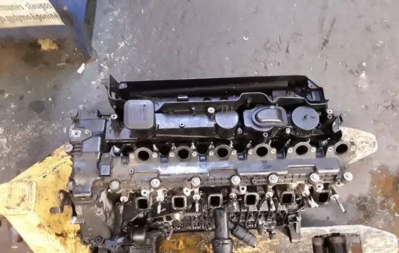 BMW 5 E60 E61 Engine 306D3 24996384