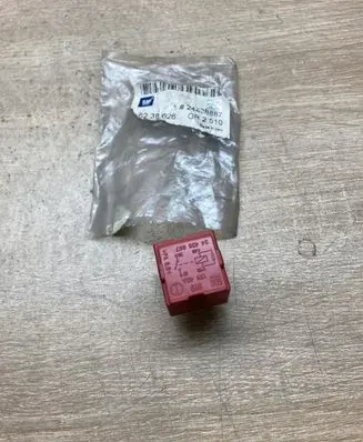Opel Signum Other relay 2438887