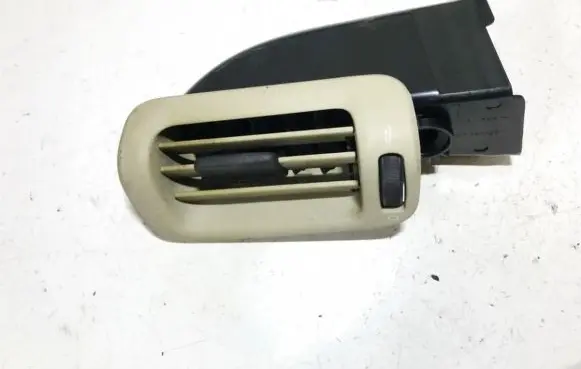 Volvo S80 Dash center air vent grill 06e5366