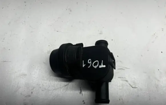 Porsche Cayenne (9PA) Engine mount vacuum valve 1J0819809