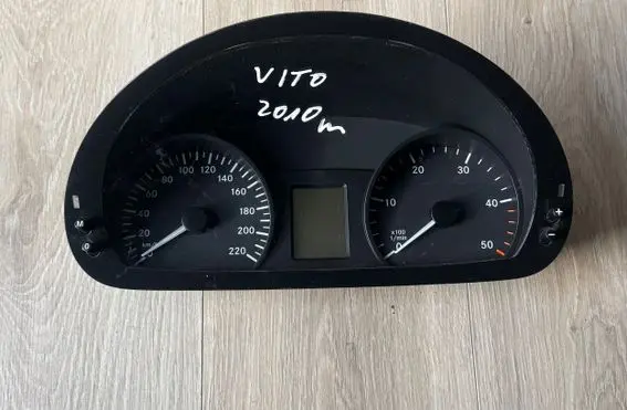 Mercedes-Benz Vito Viano W639 Speedometer (instrument cluster) A6399001100 102500221 402941003