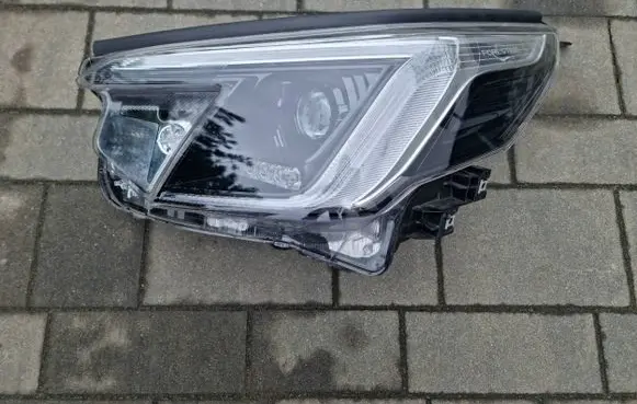 Subaru Forester SK Headlight/headlamp