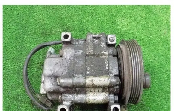 Mazda Millenia Air conditioning (A/C) compressor (pump)