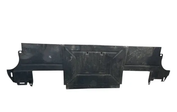 Center/middle under tray cover