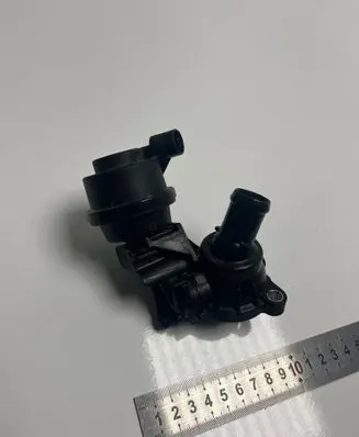 Audi A6 S6 C7 4G Engine coolant pipe/hose 059121737