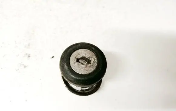 Ford Transit Front door lock (next to the handle) 138141