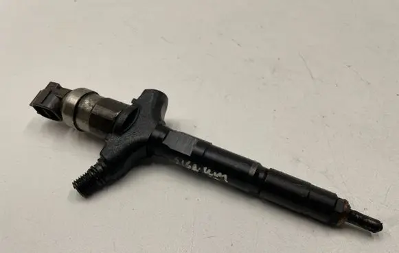 Opel Signum Fuel injector 8972391617 04F03504 04E03504