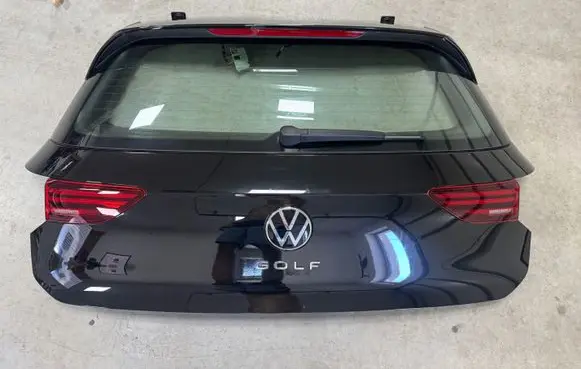 Volkswagen Golf VIII Tailgate/trunk/boot lid 5H6827159