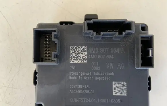 Audi A4 S4 B9 Sunroof control unit/module 4M0907594A 4M0907594