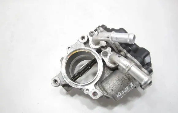 Volkswagen Tiguan Throttle valve 04L128055AA