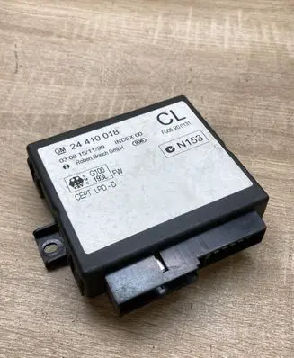 Opel Zafira A Comfort/convenience module 24410018