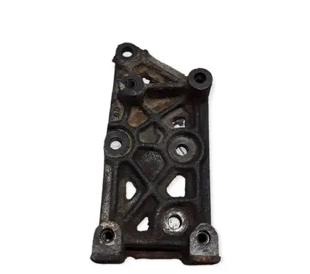 Hyundai Terracan A/C compressor mount bracket 