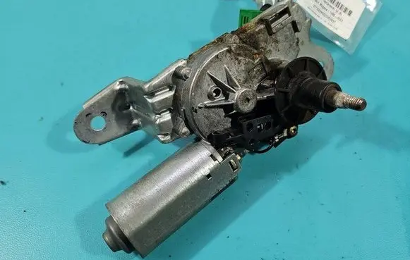 Rear window wiper motor