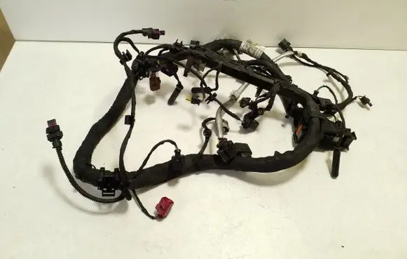 Volkswagen Tiguan Engine installation wiring loom 04L972627FM