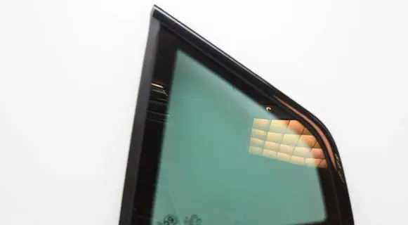 Seat Ateca Rear side window 575845041