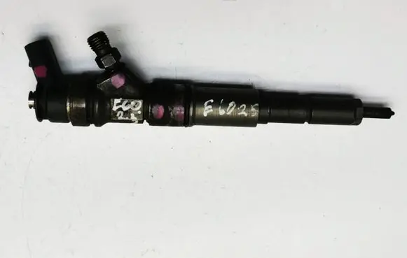 BMW 5 E60 E61 Fuel injector 0445110212 7794652