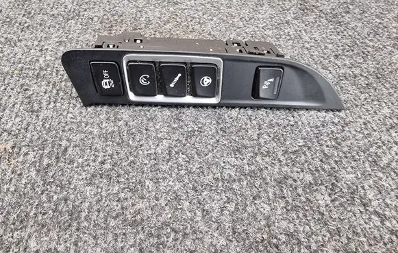 BMW M4 F82 F83 Suspension ride height/mode switch 7850487