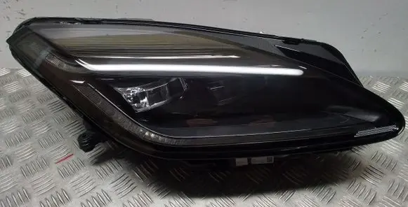 Jaguar E-Pace Headlight/headlamp M9C313W029