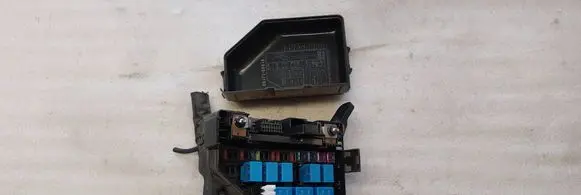 Hyundai i20 (PB PBT) Fuse module 1879001031