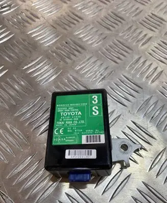 Toyota Prius (XW30) Other control units/modules 8974047030 61B445000