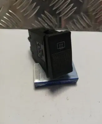 Audi 80 90 S2 B4 Windscreen/window heater switch 4A0941503