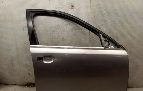 Cadillac BLS Front door