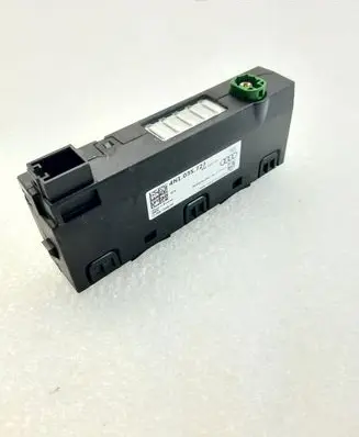 Porsche 911 992 USB socket connector 4N1035727 012051000B00