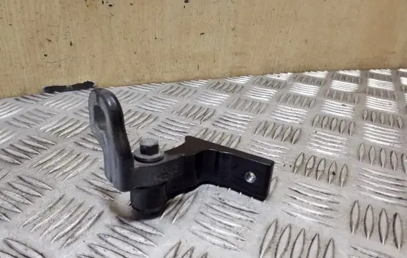 Volvo V40 Rear door lower hinge 31352695