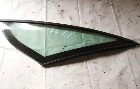 Citroen C4 I Picasso Front triangle window/glass as2
