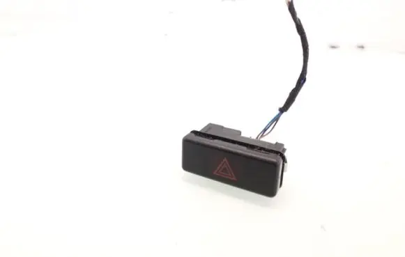 BMW 5 E39 Hazard light switch 8350947