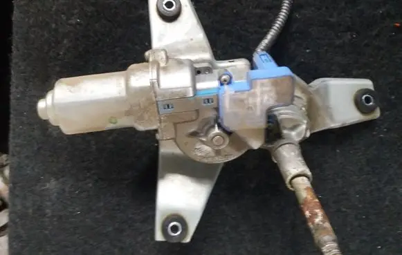 Honda FR-V Rear window wiper motor 33845