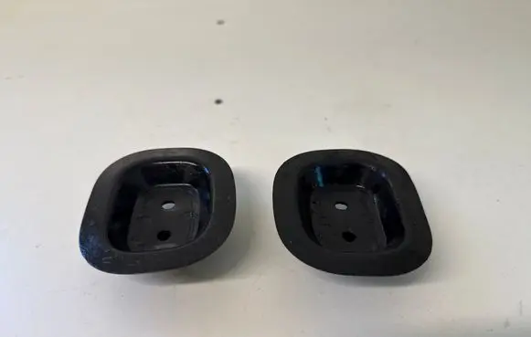 Volkswagen Caddy Floor mat clip fixing clamp 2K0801939