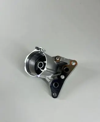 Toyota Auris E180 Oil filter mounting bracket 1560937041